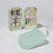 Маникюрный набор в футляре 11х6,7х2,5см, 8пр., цв.зеленый